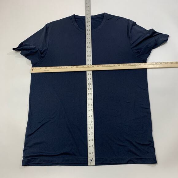 Travis Mathew Shirt Mens Large Navy Risk Taker Short Sleeve Crew Neck Quick Dry - Picture 3 of 9